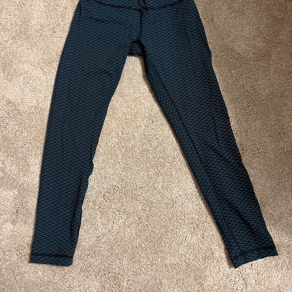 Lululemon Wunder Under High Rise Black and Teal Size 8 - Picture 8 of 8